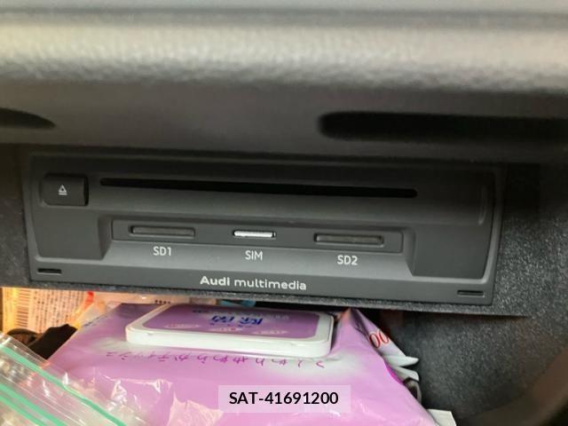 Audi A3 SEDAN 2014-06 7499574-23