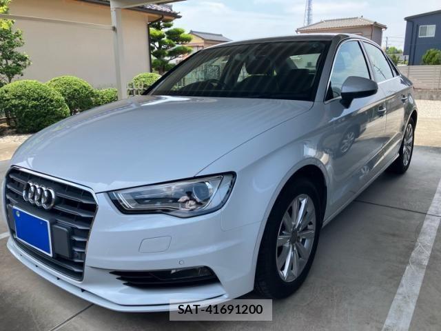 Audi A3 SEDAN 2014-06 7499574-2