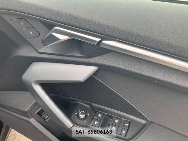 Audi A3 SEDAN 2025-10 7499573-9