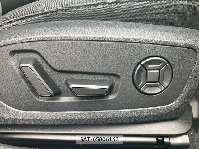 Audi A3 SEDAN 2025-10 7499573-12