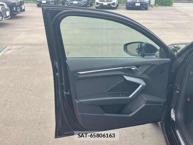 Audi A3 SEDAN 2025-10 7499573-13