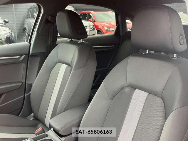 Audi A3 SEDAN 2025-10 7499573-15