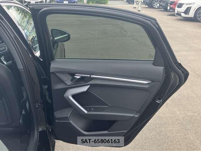 Audi A3 SEDAN 2025-10 7499573-16