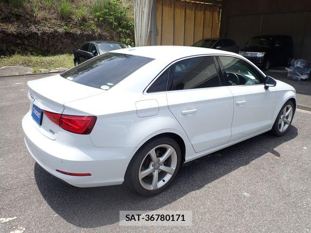 Audi A3 SEDAN 2016-03 7499571-6