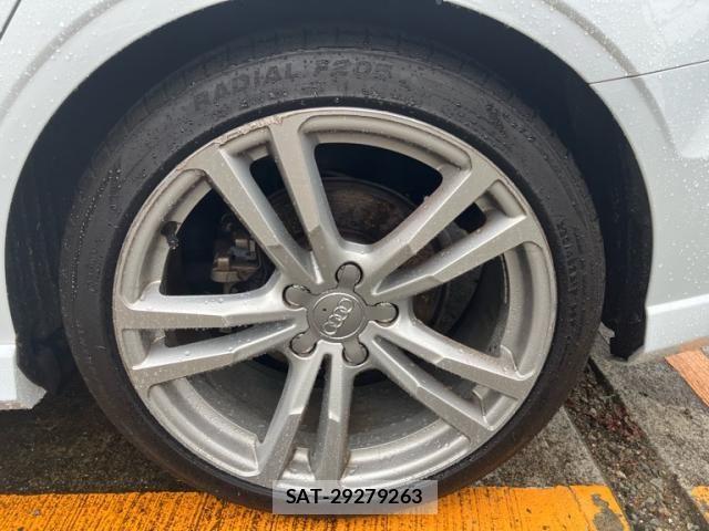Audi A3 SEDAN 2017-04 7615039-10