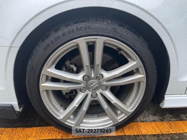 Audi A3 SEDAN 2017-04 7615039-11