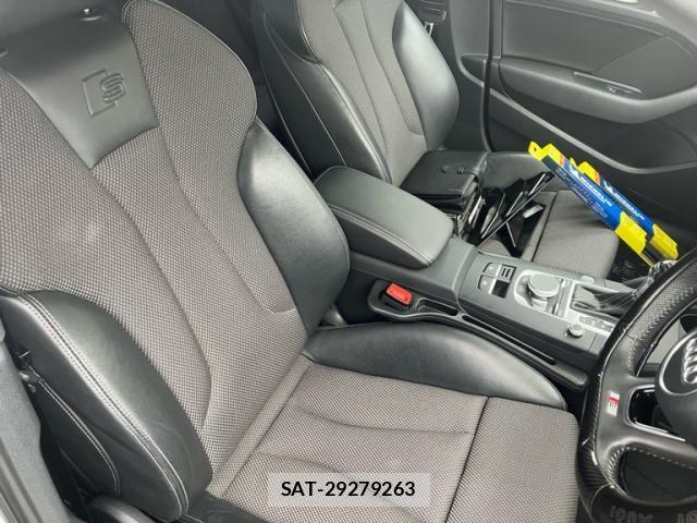 Audi A3 SEDAN 2017-04 7615039-12