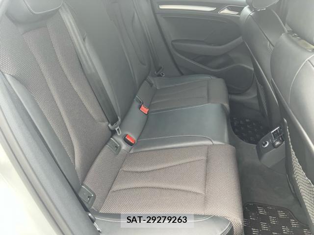 Audi A3 SEDAN 2017-04 7615039-13
