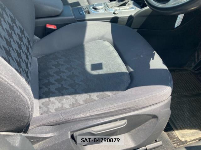 Audi A3 SEDAN 2015-07 7615040-14