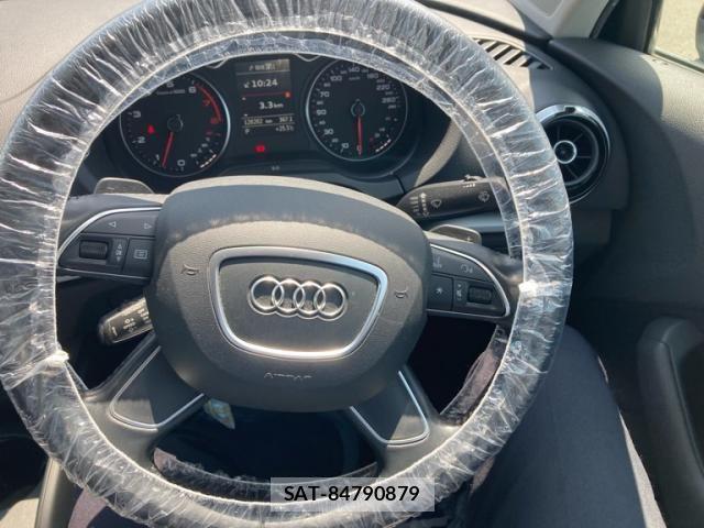 Audi A3 SEDAN 2015-07 7615040-16