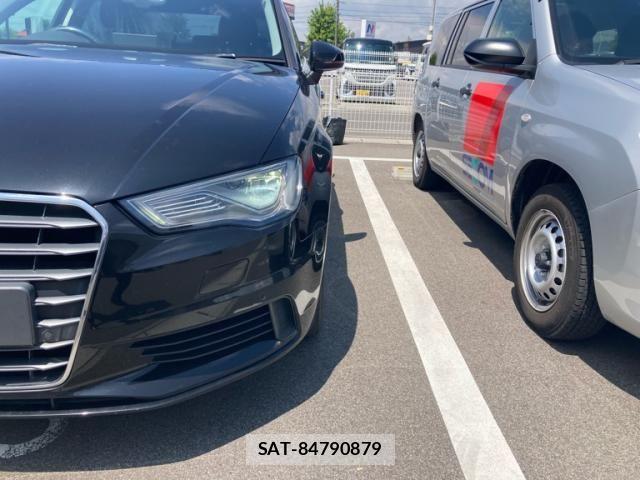 Audi A3 SEDAN 2015-07 7615040-4