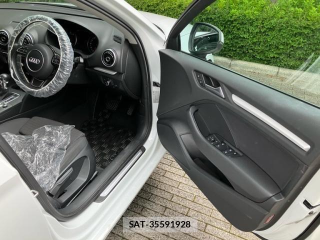 Audi A3 SEDAN 2015-02 7720882-12