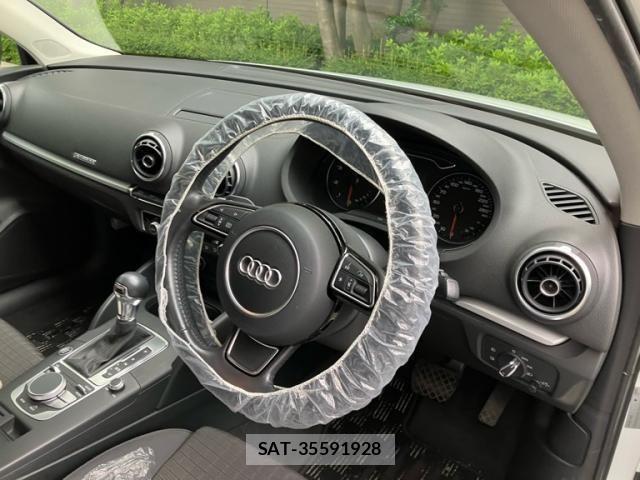 Audi A3 SEDAN 2015-02 7720882-14