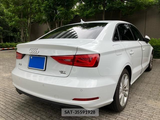 Audi A3 SEDAN 2015-02 7720882-3