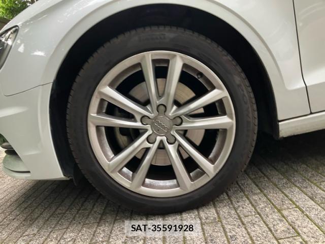 Audi A3 SEDAN 2015-02 7720882-6