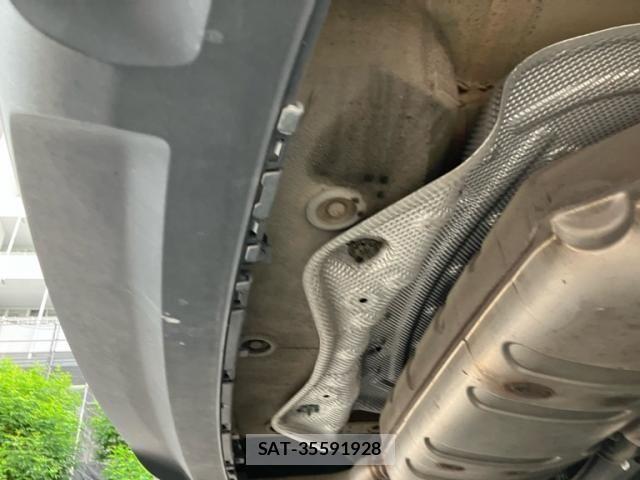 Audi A3 SEDAN 2015-02 7720882-8