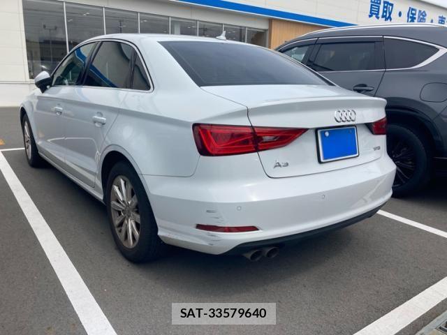 Audi A3 SEDAN 2015-02 7875326-11
