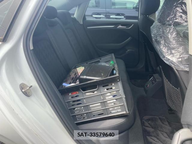 Audi A3 SEDAN 2015-02 7875326-5