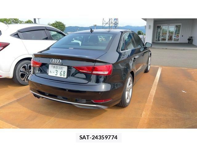 Audi A3 SEDAN 2019-09 7875325-3