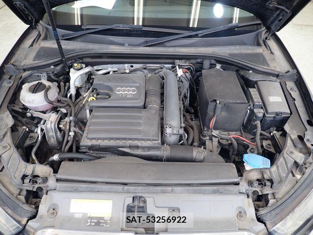 Audi A3 SEDAN 2016-02 7960534-25