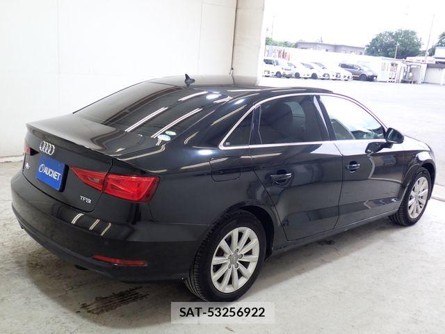 Audi A3 SEDAN 2016-02 7960534-7