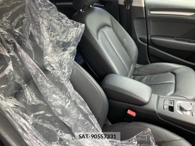 Audi A3 SEDAN 2014-02 8034449-17