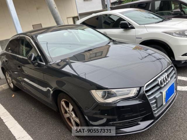 Audi A3 SEDAN 2014-02 8034449-1