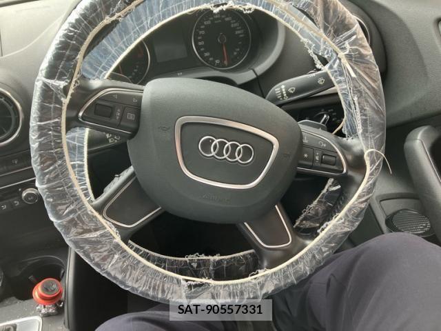 Audi A3 SEDAN 2014-02 8034449-23