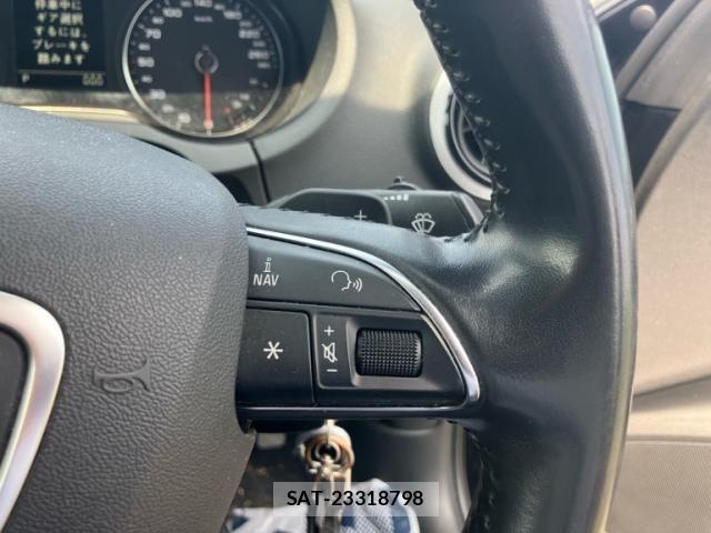 Audi A3 SEDAN 2014-10 8034450-17