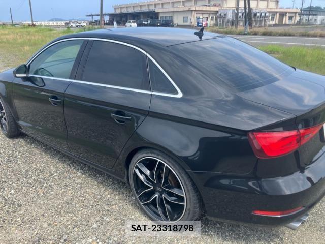Audi A3 SEDAN 2014-10 8034450-2