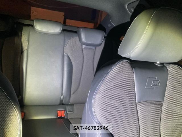 Audi A3 SEDAN 2017-03 8098035-17