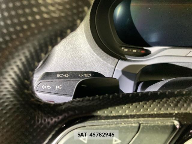 Audi A3 SEDAN 2017-03 8098035-24