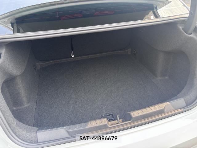 Audi A3 SEDAN 2021-07 8128955-15