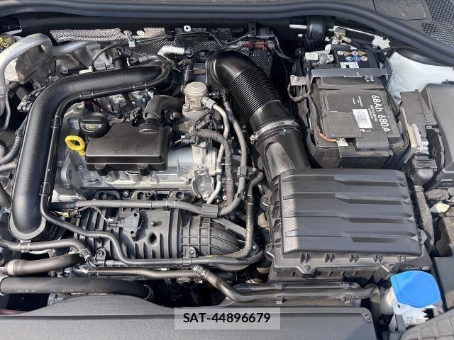 Audi A3 SEDAN 2021-07 8128955-21
