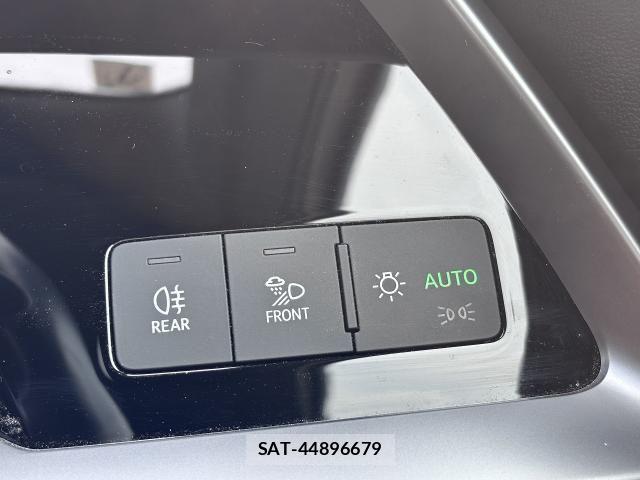 Audi A3 SEDAN 2021-07 8128955-24