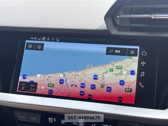 Audi A3 SEDAN 2021-07 8128955-25