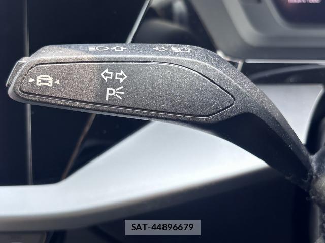 Audi A3 SEDAN 2021-07 8128955-6