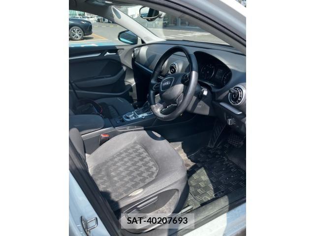 Audi A3 SEDAN 2014-05 8128957-11