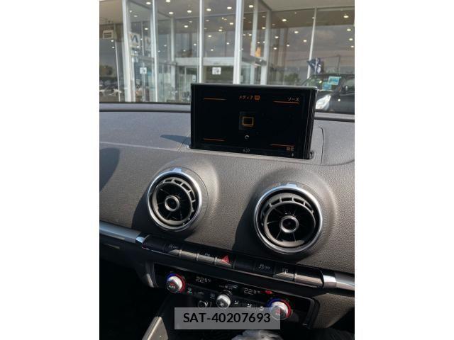 Audi A3 SEDAN 2014-05 8128957-18