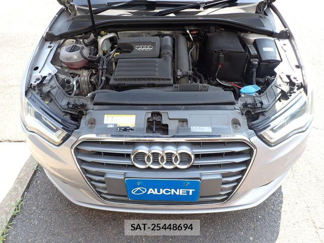 Audi A3 SEDAN 2015-08 8244630-22