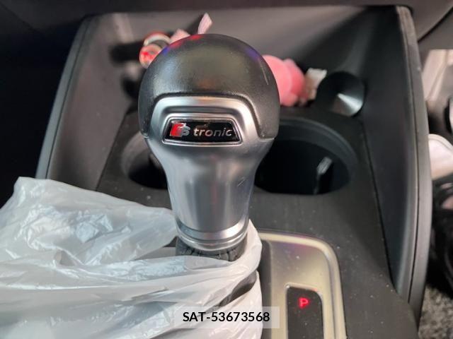 Audi A3 SEDAN 2016-06 8313103-21