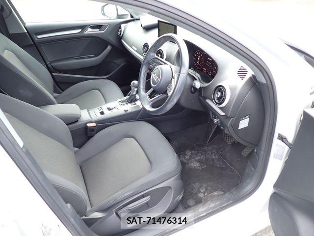 Audi A3 SEDAN 2017-09 8313104-1