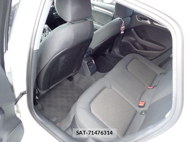 Audi A3 SEDAN 2017-09 8313104-21