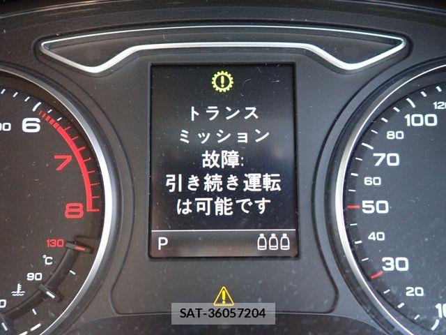 Audi A3 SEDAN 2015-07 8334885-27