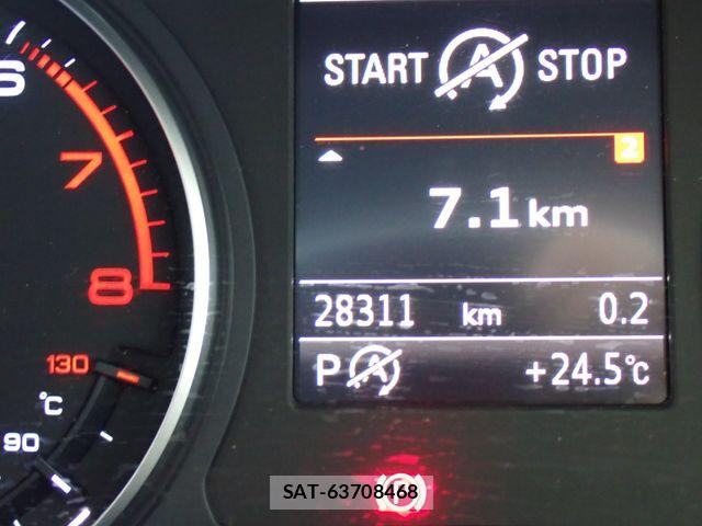 Audi A3 SEDAN 2015-09 8334883-13