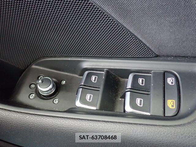Audi A3 SEDAN 2015-09 8334883-19