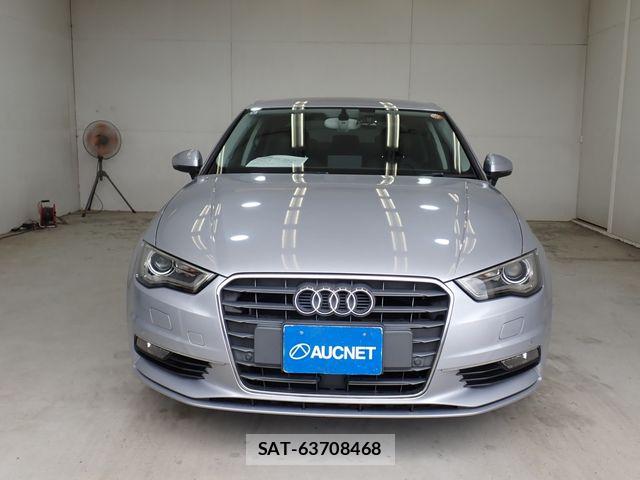Audi A3 SEDAN 2015-09 8334883-5