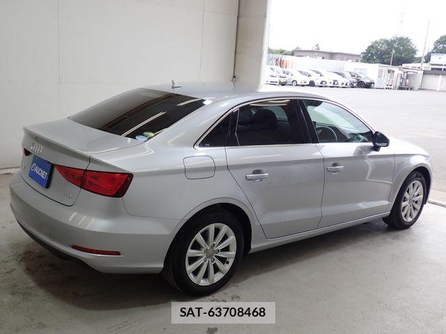 Audi A3 SEDAN 2015-09 8334883-7