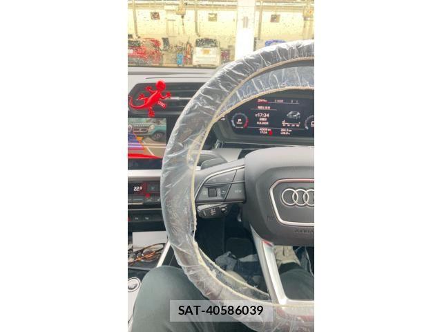 Audi A3 SEDAN 2023-01 8364799-10