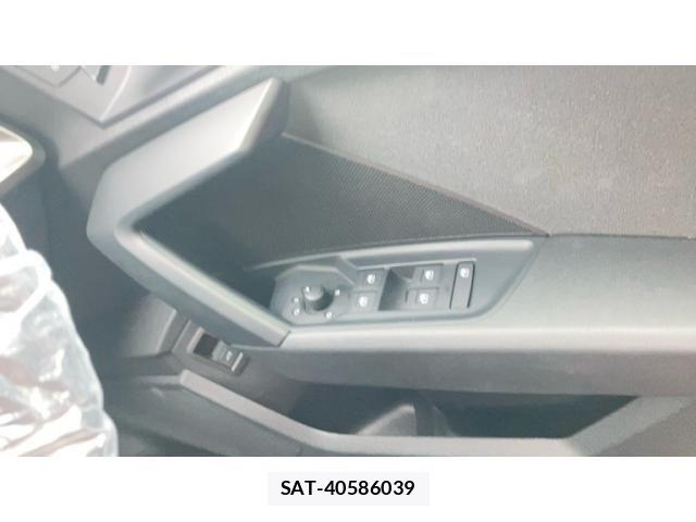 Audi A3 SEDAN 2023-01 8364799-16